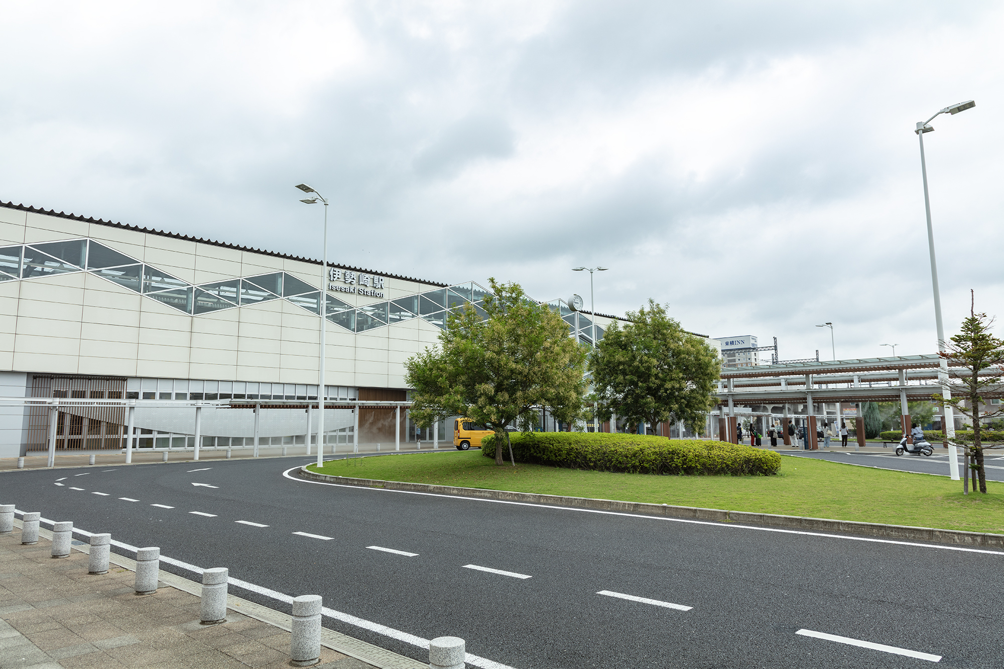 【2025年版】伊勢崎市で最適な性能と断熱材は？ UA値・C値より重要な“日射設計 × 敷地環境調査”を徹底解説詳細画像