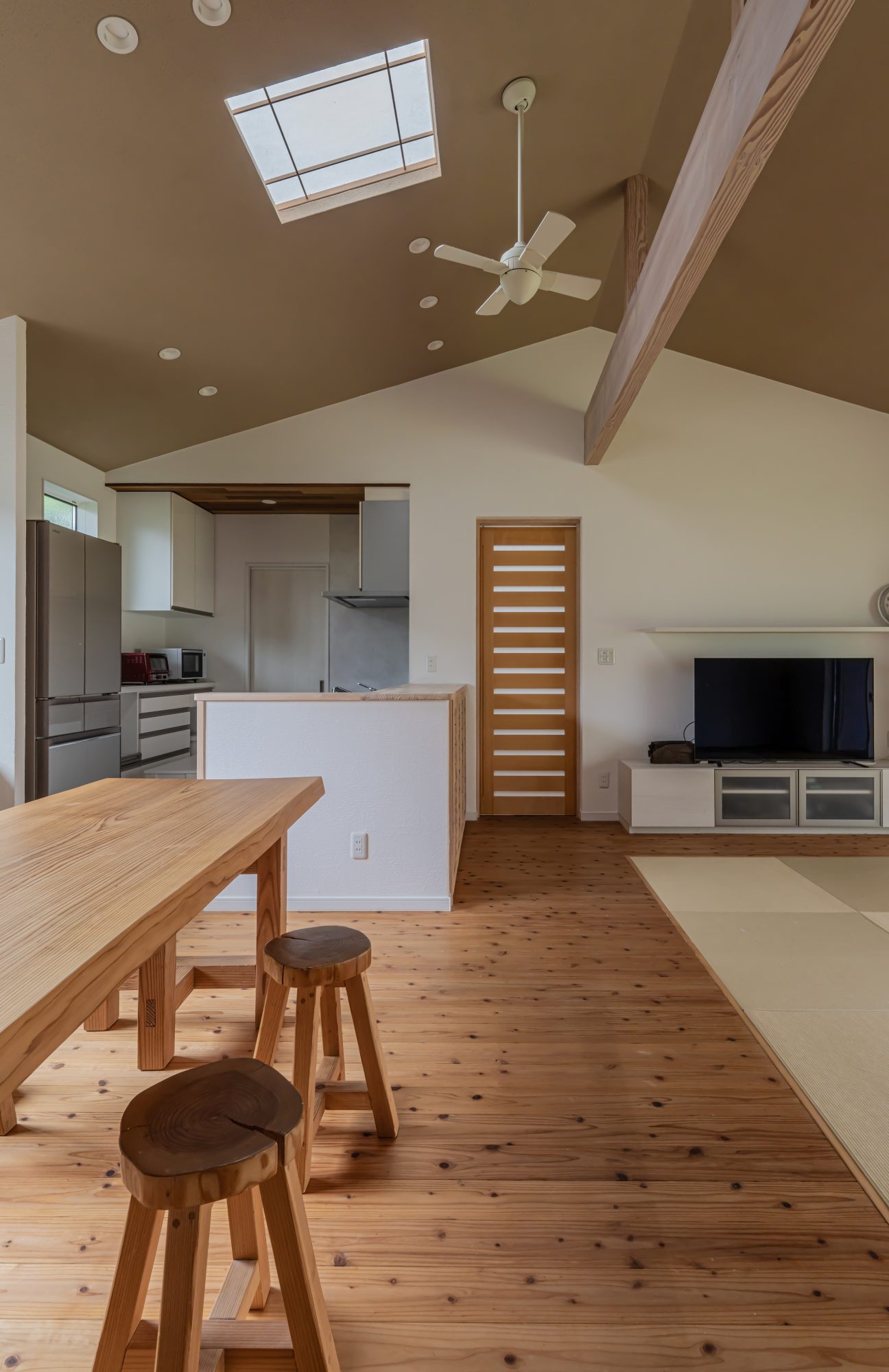 住んでわかることもあって、それも家と一緒に育っていく感覚があります。